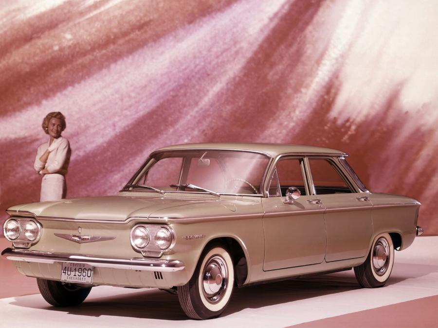  Chevrolet Corvair Deluxe 700 Sedan 1960 года  (фото 1 из 6)